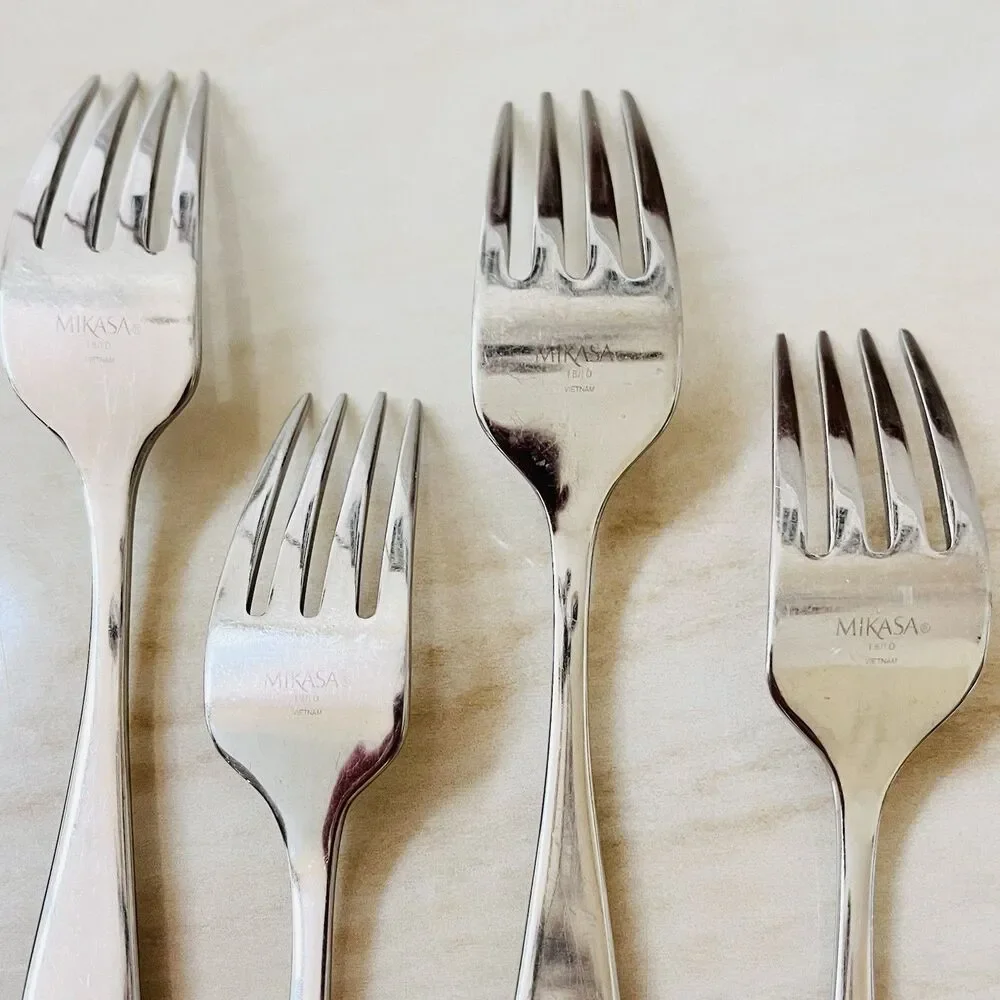 4pc MIKASA Hamilton Stainless Dinner Fork 18/10 Glossy Plain Round Tip Vietnam